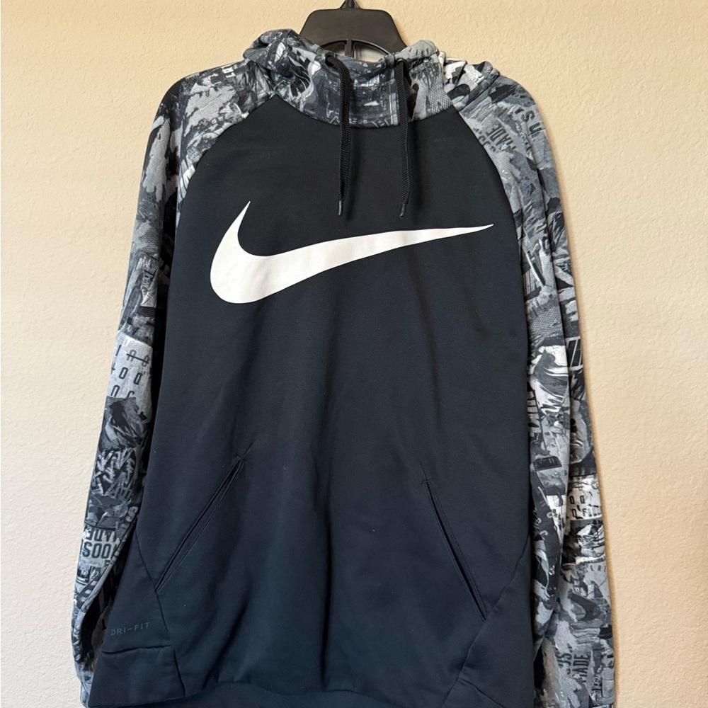 Nike Men's Black and Gray Hoodie